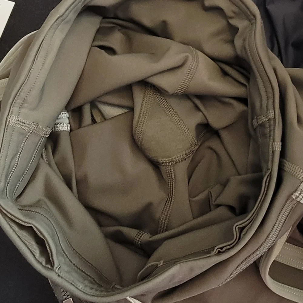Lululemon Zip The Line Crop Leggings in Dark Olive / Grey Sage